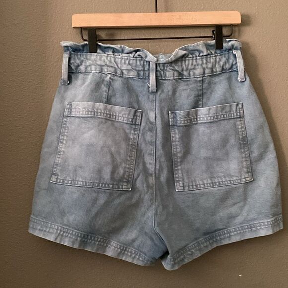 Universal Thread Jean High Rise Paperbag Shorts Belted Medium Blue wash - Picture 6 of 11